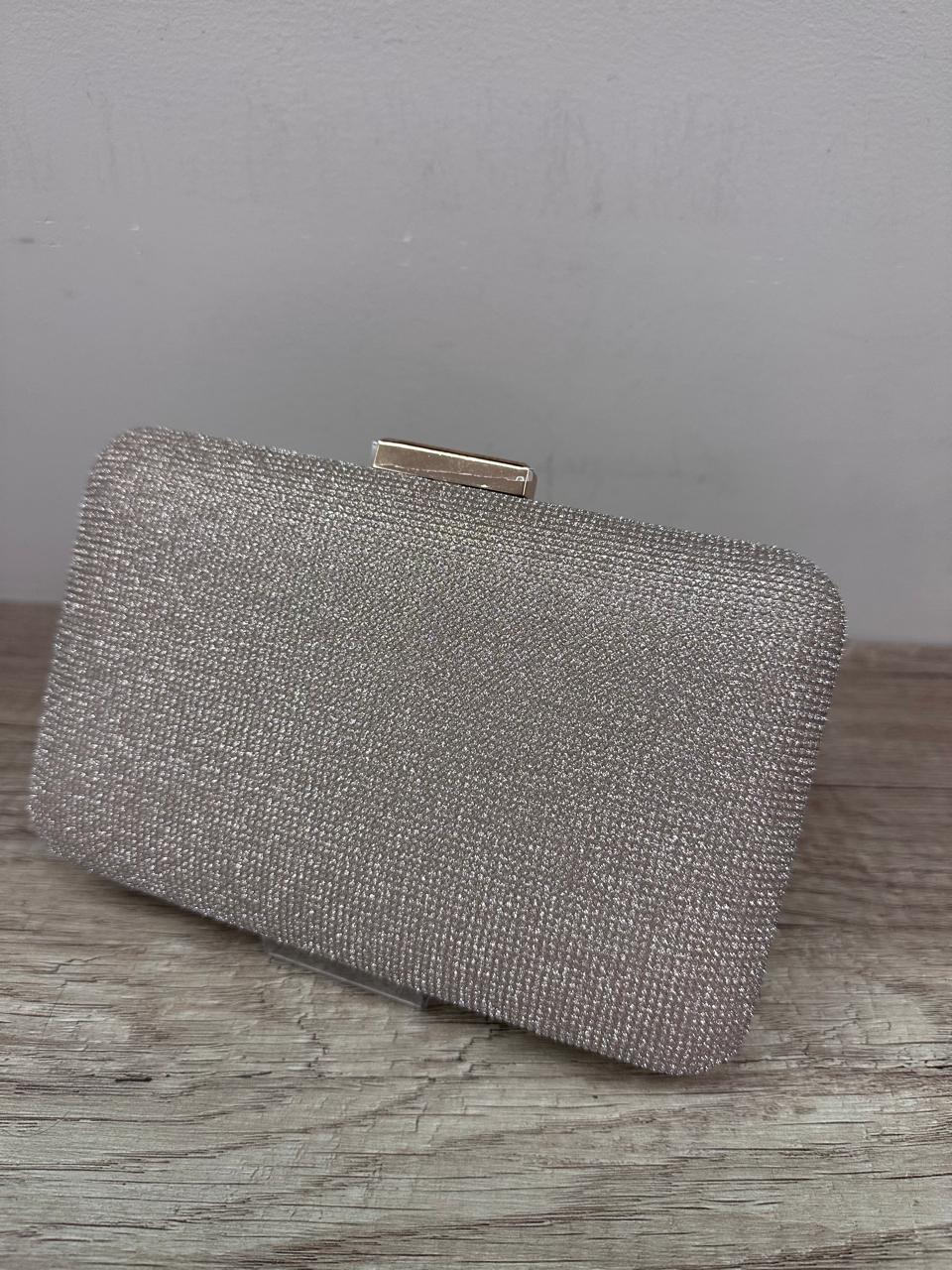 Clutch 0013 - Dourada